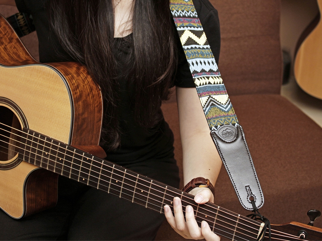 Risen_民族風背帶_2